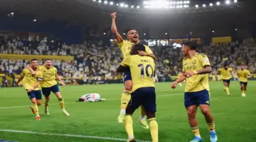 ماذا يحتاج النصر للتتويج بالدوري السعودي أمام الهلال اليوم؟